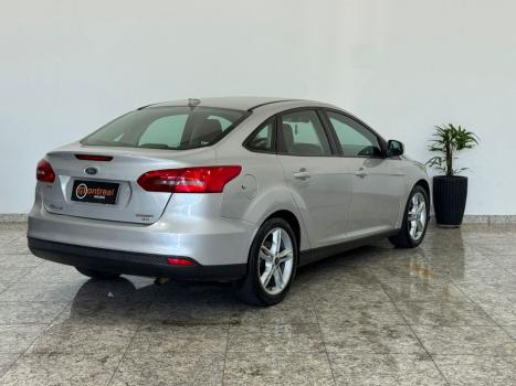 FORD Focus Sedan 2.0 16V 4P FLEX SE FASTBACK POWERSHIFT AUTOM�TICO, Foto 8