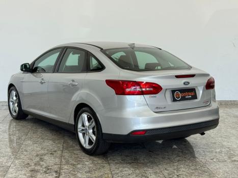 FORD Focus Sedan 2.0 16V 4P FLEX SE FASTBACK POWERSHIFT AUTOM�TICO, Foto 10