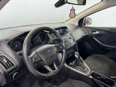 FORD Focus Sedan 2.0 16V 4P FLEX SE FASTBACK POWERSHIFT AUTOM�TICO, Foto 5