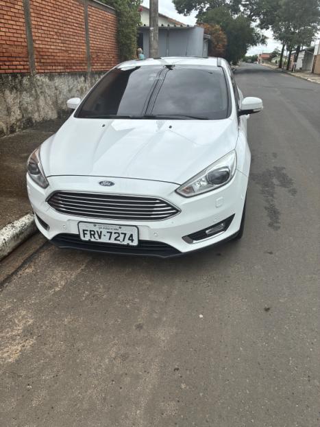 FORD Focus Sedan 2.0 16V 4P FLEX TITANIUM POWERSHIFT AUTOM�TICO, Foto 3