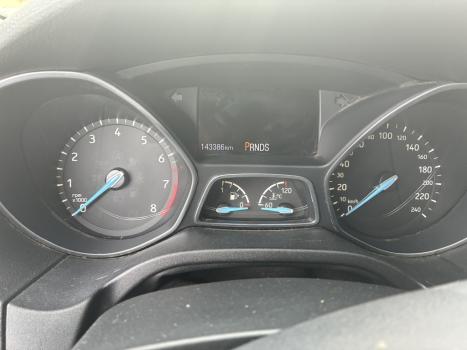 FORD Focus Sedan 2.0 16V 4P FLEX TITANIUM POWERSHIFT AUTOM�TICO, Foto 6