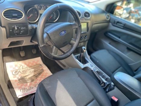 FORD Focus Sedan 2.0 16V 4P GLX FLEX, Foto 9