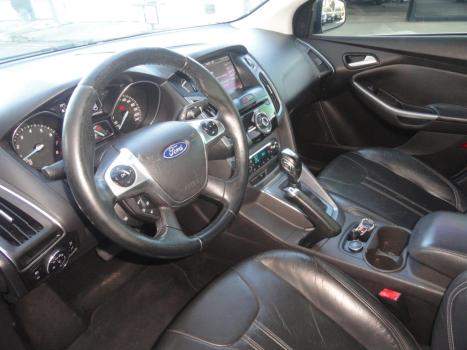FORD Focus Sedan 2.0 16V 4P FLEX TITANIUM POWERSHIFT AUTOM�TICO, Foto 14
