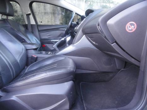 FORD Focus Sedan 2.0 16V 4P FLEX TITANIUM POWERSHIFT AUTOM�TICO, Foto 19