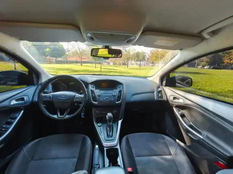 FORD Focus Sedan 2.0 16V 4P FLEX SE FASTBACK POWERSHIFT AUTOM�TICO, Foto 11