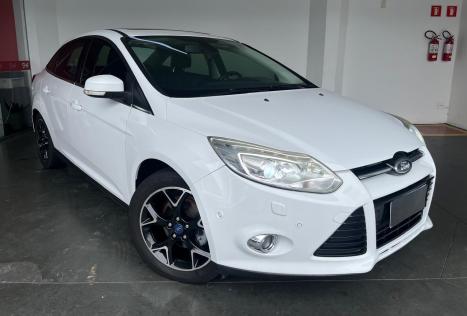 FORD Focus Sedan 2.0 16V 4P FLEX TITANIUM PLUS FASTBACK POWERSHIFT AUTOM�TICO, Foto 2