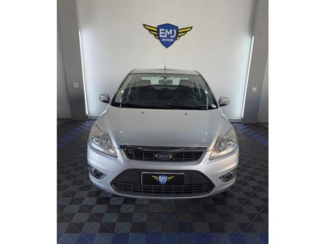 FORD Focus Sedan 2.0 16V 4P GLX, Foto 2