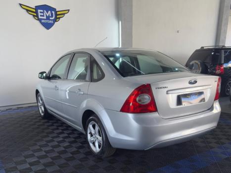 FORD Focus Sedan 2.0 16V 4P GLX, Foto 4