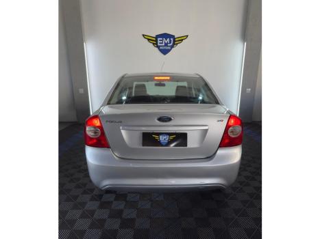 FORD Focus Sedan 2.0 16V 4P GLX, Foto 5