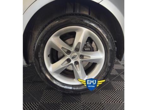 FORD Focus Sedan 2.0 16V 4P GLX, Foto 13
