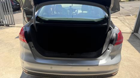 FORD Focus Sedan 2.0 16V 4P FLEX TITANIUM POWERSHIFT AUTOMÁTICO, Foto 19