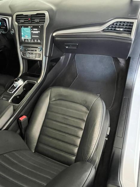 FORD Fusion 2.0 4P 16V ECOBOOST TURBO TITANIUM FWD AUTOM�TICO, Foto 19