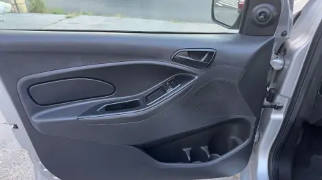 FORD Ka Hatch 1.0 12V 4P FLEX TI-VCT SE, Foto 14