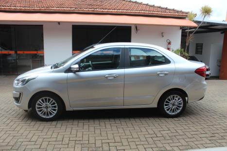 FORD Ka + Sedan 1.5 12V 4P FLEX TI-VCT TITANIUM AUTOM�TICO, Foto 4