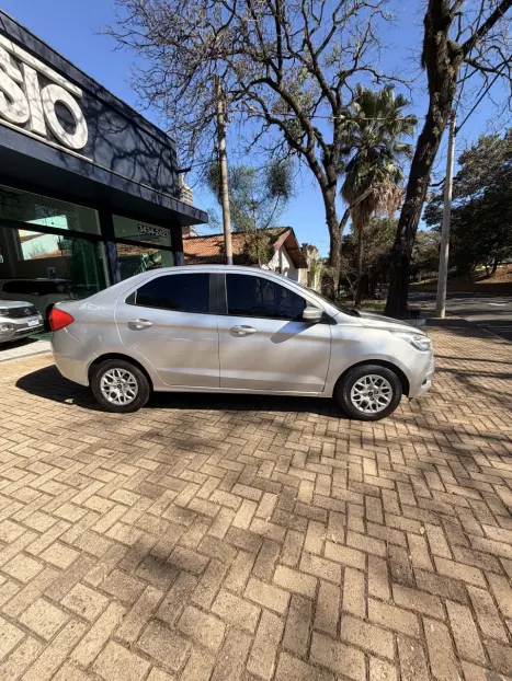 FORD Ka + Sedan 1.5 12V 4P FLEX TI-VCT SE PLUS, Foto 3