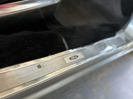 FORD Landau 5.0 V8 4P, Foto 13