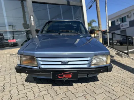 FORD Pampa 1.6 L, Foto 1