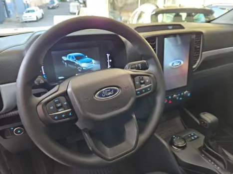 FORD Ranger 2.0 4P TURBO DIESEL XLS 4X4 CABINE DUPLA AUTOMTICO, Foto 4