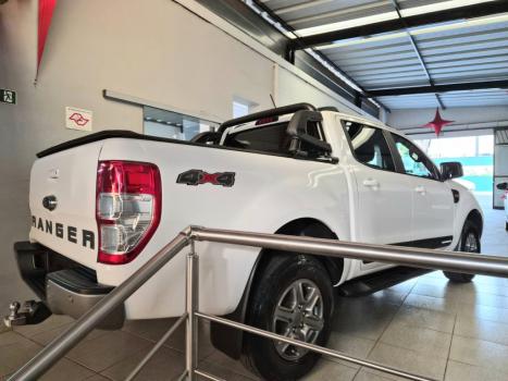 FORD Ranger 2.2 16V XLS DIESEL CABINE DUPLA AUTOMTICO, Foto 5