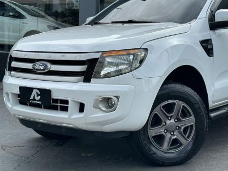 FORD Ranger 2.2 16V XL DIESEL CABINE DUPLA, Foto 2