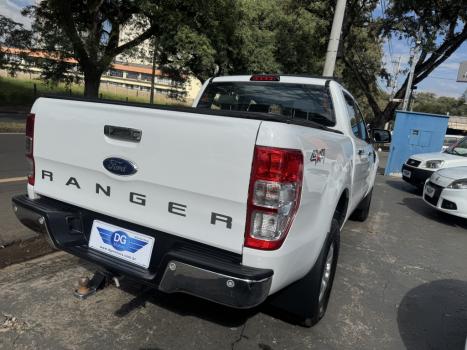FORD Ranger 2.2 16V XLS DIESEL 4X4 CABINE DUPLA, Foto 4