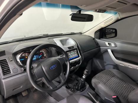FORD Ranger 2.2 16V 4X4 XL DIESEL CABINE DUPLA, Foto 5