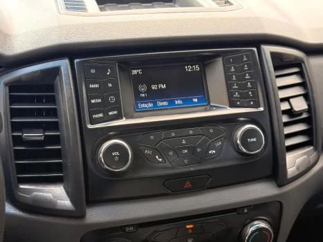 FORD Ranger 2.2 16V XLS DIESEL 4X4 CABINE DUPLA AUTOM�TICO, Foto 8