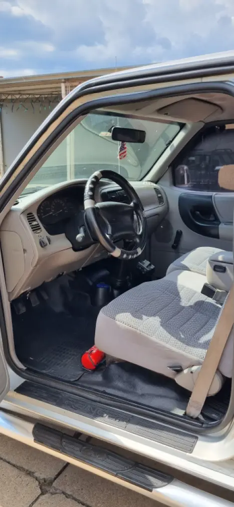 FORD Ranger 2.5 16V XL 4X4 TURBO DIESEL CABINE DUPLA, Foto 9 FORD Ranger 2.5 16V XL 4X4 TURBO DIESEL CABINE DUPLA, Foto 9