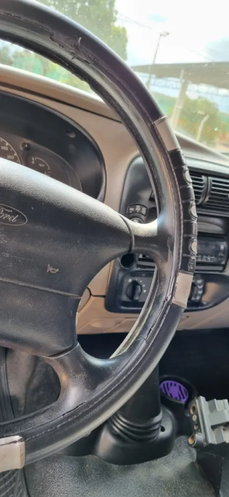 FORD Ranger 2.5 16V XL 4X4 TURBO DIESEL CABINE DUPLA, Foto 10 FORD Ranger 2.5 16V XL 4X4 TURBO DIESEL CABINE DUPLA, Foto 10