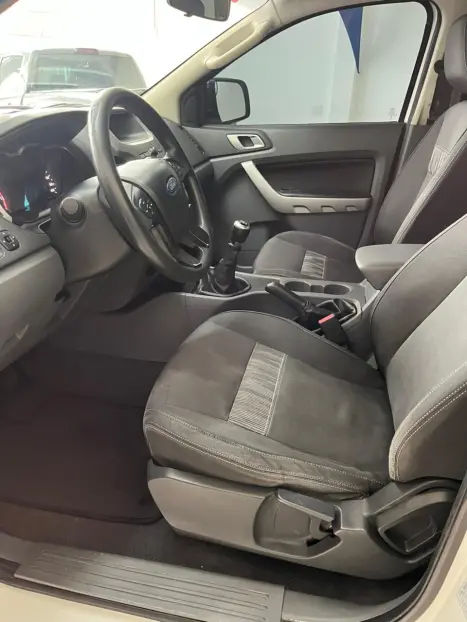 FORD Ranger 2.5 16V FLEX XLT CABINE DUPLA, Foto 17