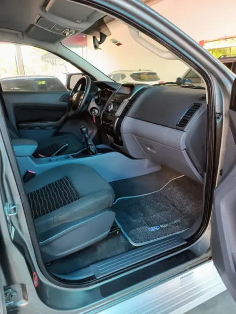 FORD Ranger 2.5 16V FLEX XLS CABINE DUPLA, Foto 8