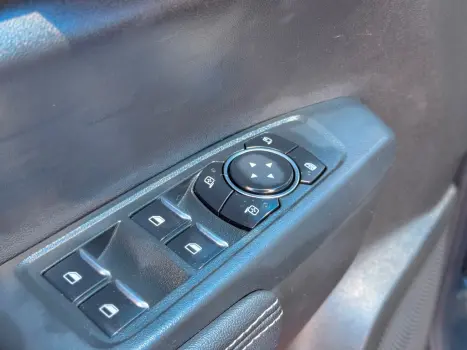 FORD Ranger 3.0 V6 24V 4X4 XLT TURBO DIESEL CABINE DUPLA AUTOM�TICO, Foto 19