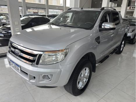 FORD Ranger 3.0 V6 4X4 LIMITED PLUS TURBO DIESEL CABINE DUPLA AUTOM�TICO, Foto 3