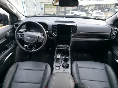 FORD Ranger 3.0 V6 4X4 LIMITED PLUS TURBO DIESEL CABINE DUPLA AUTOM�TICO, Foto 9