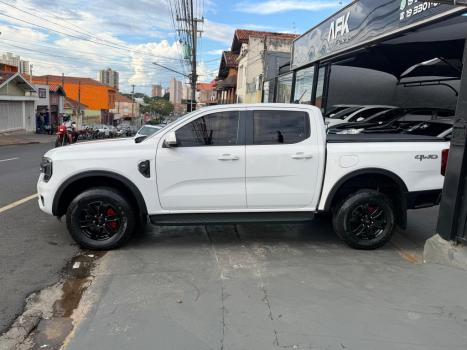 FORD Ranger 3.0 XLT 4X4 TURBO DIESEL CABINE DULPA, Foto 4