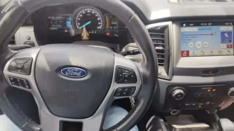 FORD Ranger 3.2 20V CABINE DUPLA 4X4 LIMITED TURBO DIESEL AUTOMÁTICO, Foto 7 FORD Ranger 3.2 20V CABINE DUPLA 4X4 LIMITED TURBO DIESEL AUTOMÁTICO, Foto 7