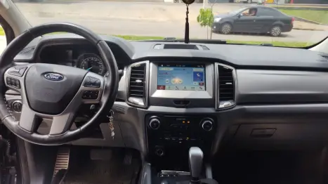 FORD Ranger 3.2 20V CABINE DUPLA 4X4 LIMITED TURBO DIESEL AUTOMÁTICO, Foto 8 FORD Ranger 3.2 20V CABINE DUPLA 4X4 LIMITED TURBO DIESEL AUTOMÁTICO, Foto 8