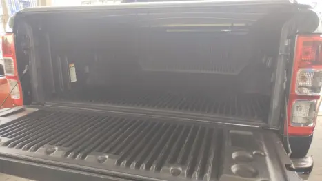 FORD Ranger 3.2 20V CABINE DUPLA 4X4 LIMITED TURBO DIESEL AUTOMÁTICO, Foto 11 FORD Ranger 3.2 20V CABINE DUPLA 4X4 LIMITED TURBO DIESEL AUTOMÁTICO, Foto 11