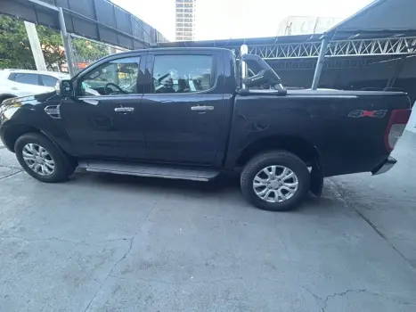 FORD Ranger 3.2 20V XLT 4X4 CABINE DUPLA TURBO DIESEL AUTOMTICO, Foto 4