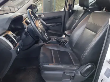 FORD Ranger 3.2 20V XLT 4X4 CABINE DUPLA TURBO DIESEL AUTOMTICO, Foto 6
