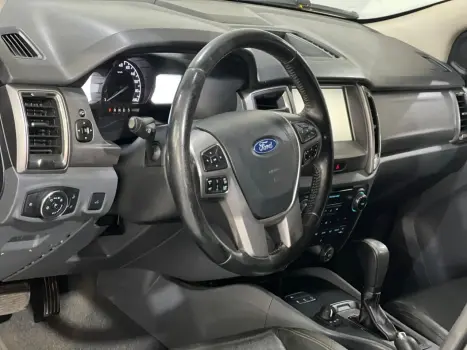 FORD Ranger 3.2 20V CABINE DUPLA 4X4 LIMITED PLUS TURBO DIESEL AUTOMTICO, Foto 7