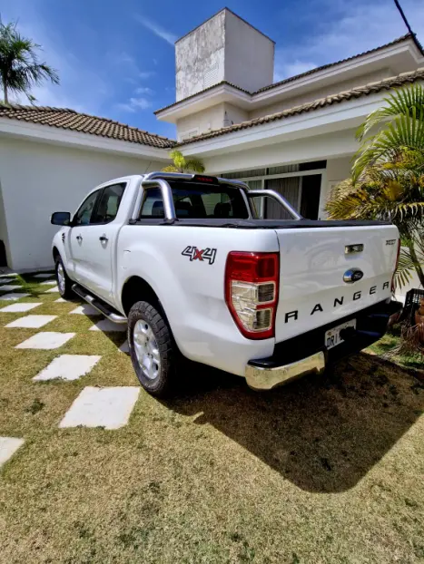 FORD Ranger 3.2 20V XLT 4X4 CABINE DUPLA TURBO DIESEL AUTOMTICO, Foto 5