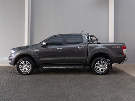 FORD Ranger 3.2 20V XLT 4X4 CABINE DUPLA TURBO DIESEL AUTOMTICO, Foto 4