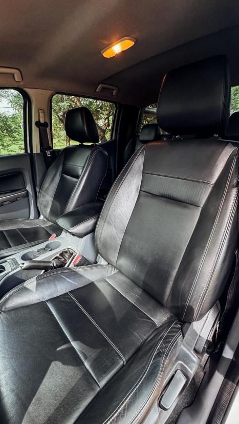 FORD Ranger 3.2 20V XLT 4X4 CABINE DUPLA TURBO DIESEL AUTOMTICO, Foto 7