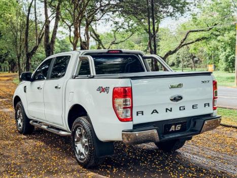 FORD Ranger 3.2 20V XLT 4X4 CABINE DUPLA TURBO DIESEL AUTOMTICO, Foto 11