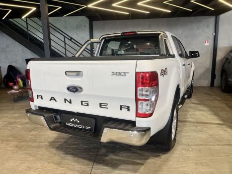 FORD Ranger 3.2 20V XLT 4X4 CABINE DUPLA TURBO DIESEL AUTOMTICO, Foto 3
