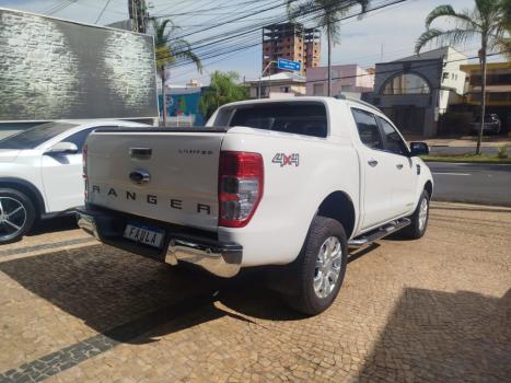 FORD Ranger 3.2 20V CABINE DUPLA 4X4 LIMITED PLUS TURBO DIESEL AUTOMTICO, Foto 5