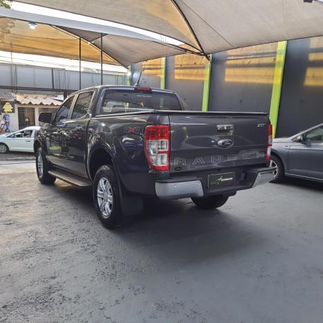 FORD Ranger 3.2 20V XLT 4X4 CABINE DUPLA TURBO DIESEL AUTOMTICO, Foto 5