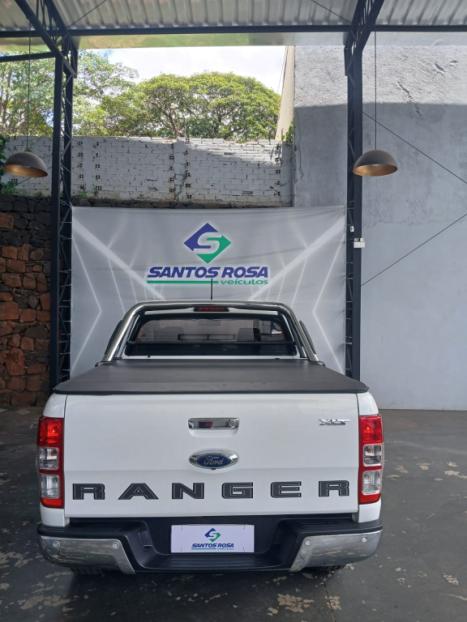 FORD Ranger 3.2 20V XLT 4X4 CABINE DUPLA TURBO DIESEL AUTOM�TICO, Foto 12
