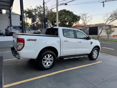 FORD Ranger 3.2 20V XLT 4X4 CABINE DUPLA TURBO DIESEL AUTOM�TICO, Foto 10